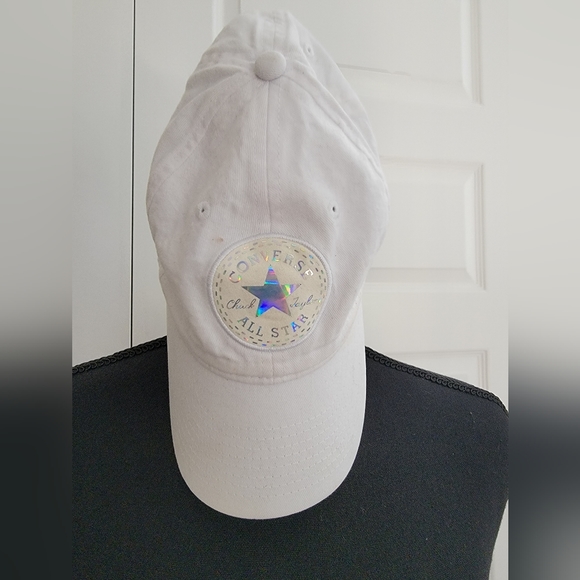 Converse hat - Picture 1 of 5